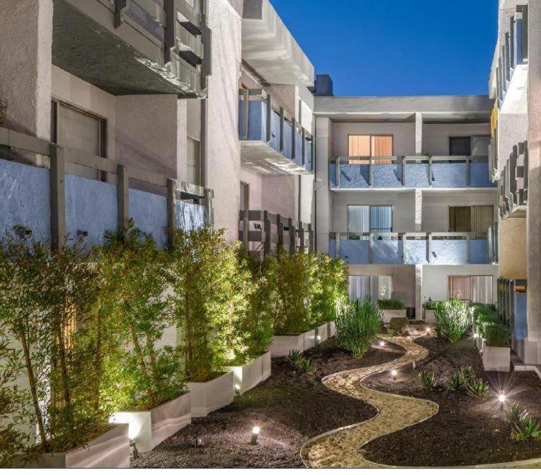Hollywood Studio With Pool And Balcony Apartment Los Angeles Luaran gambar